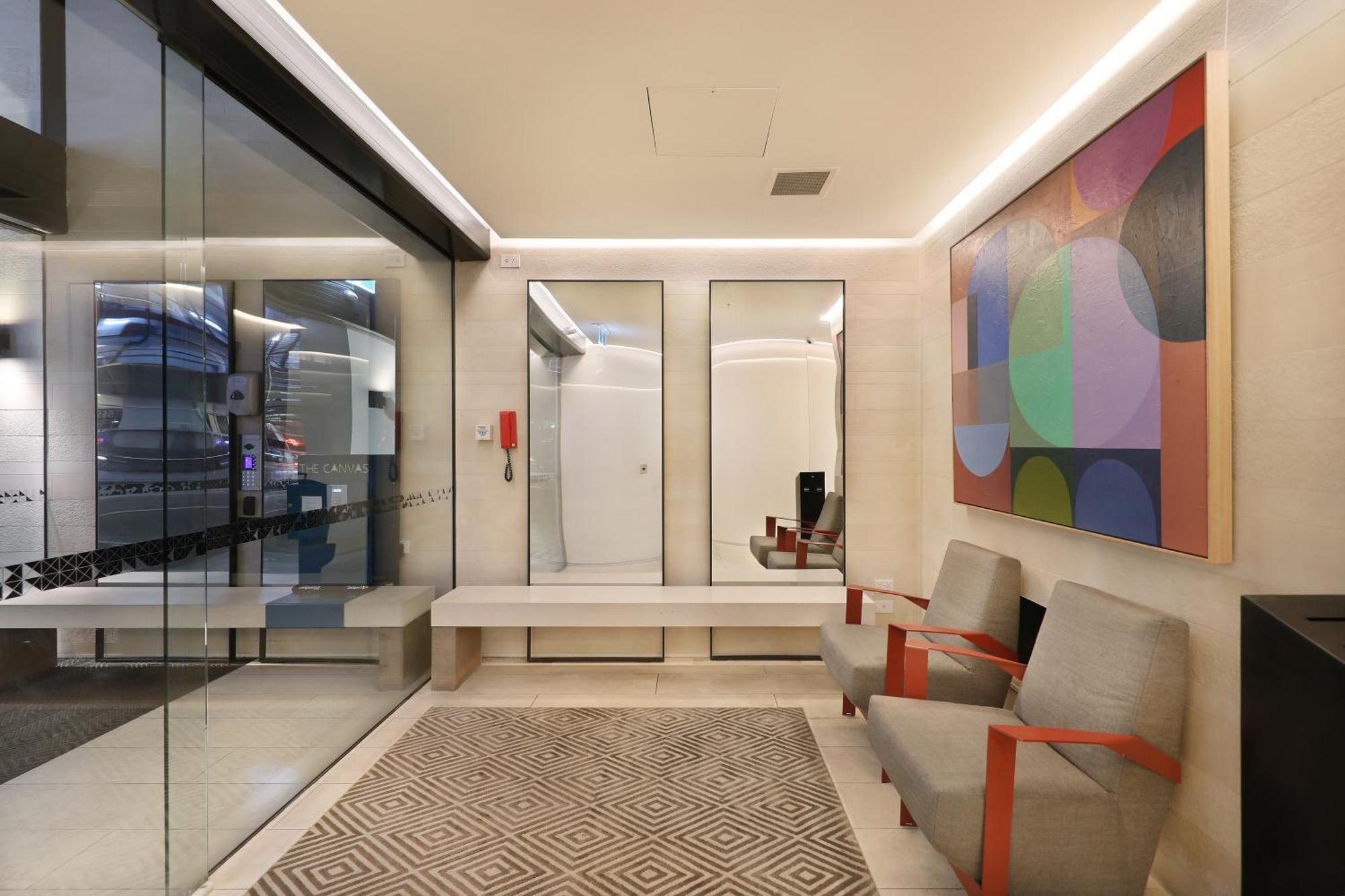 The Canvas Apartment Hotel Мелбърн Екстериор снимка